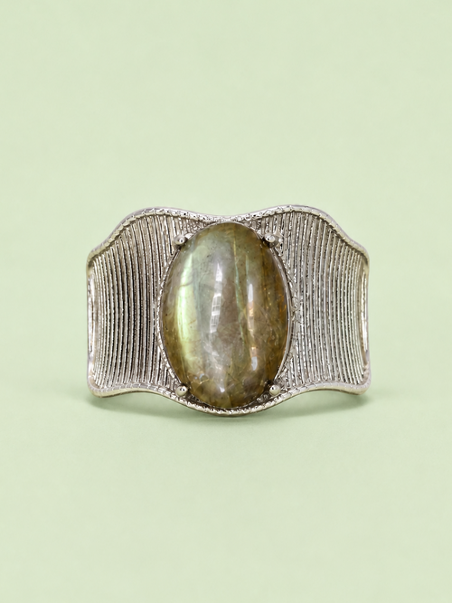 Courage Labradorite